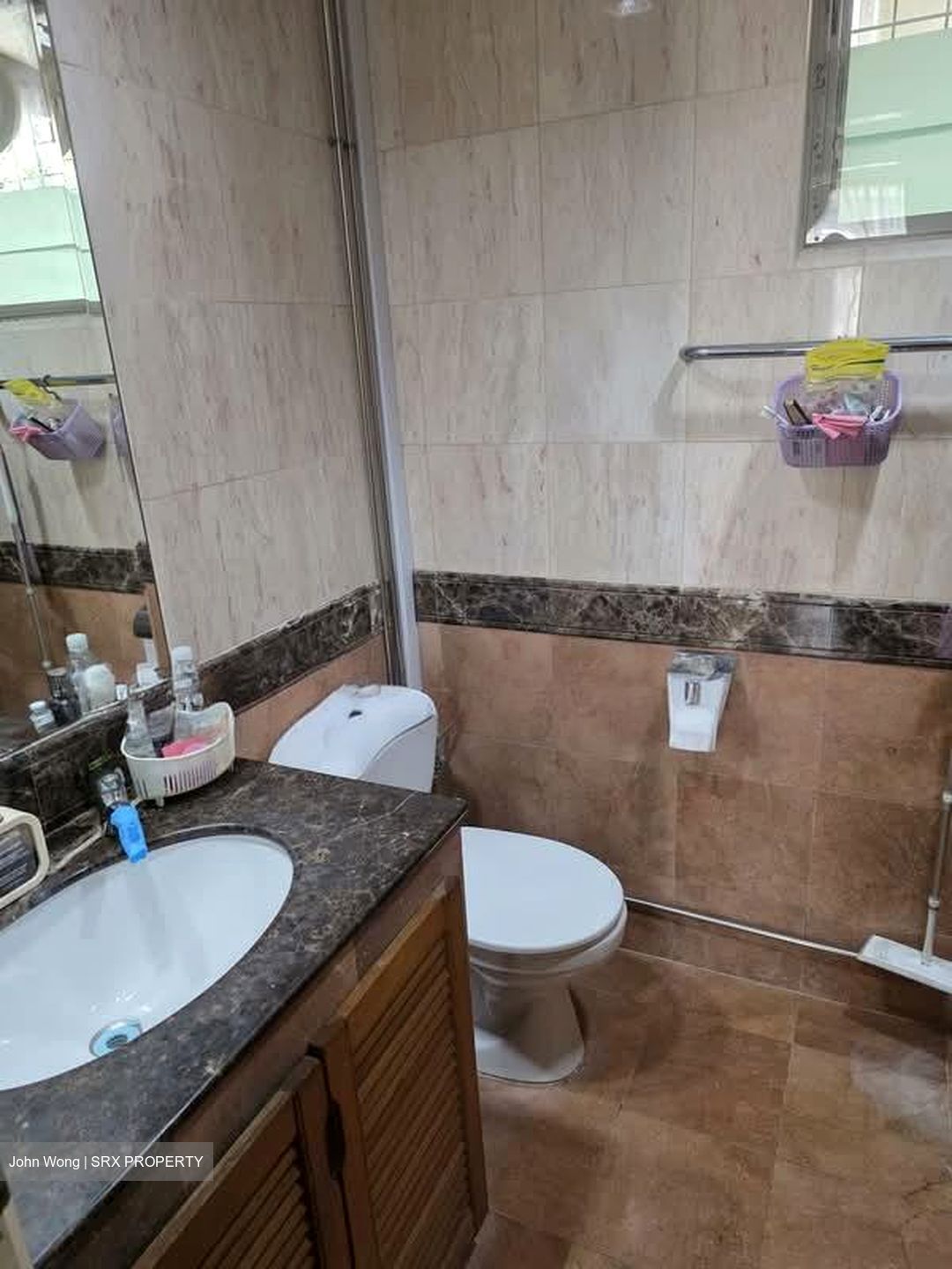 Landbay Condominium (D16), Condominium #580717111